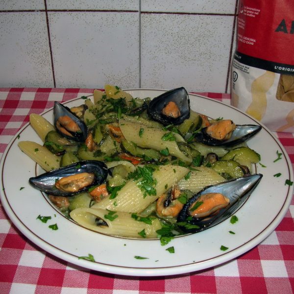 Penne cozze e zucchine